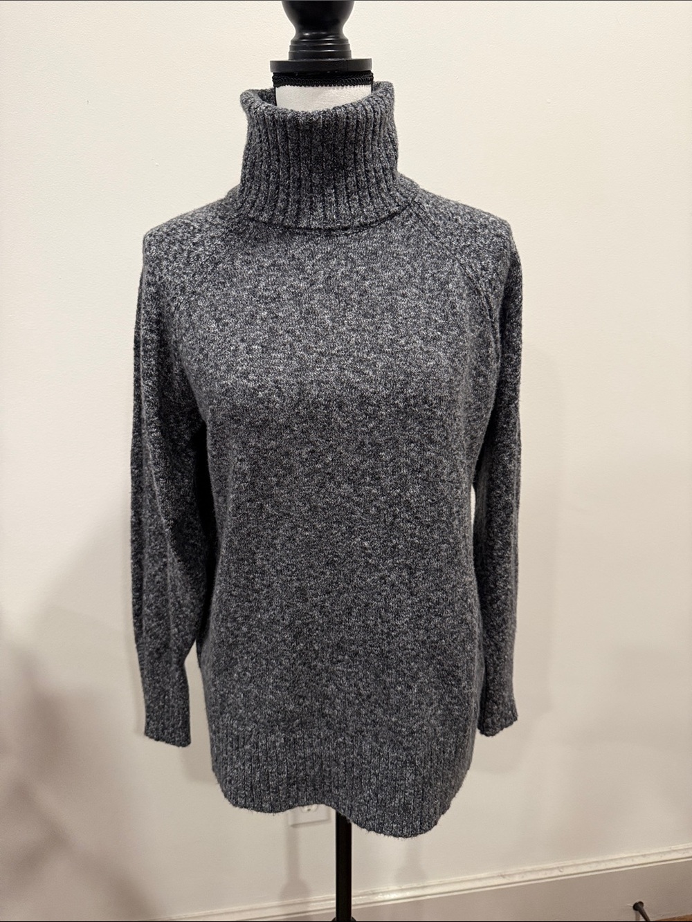 NWOT Old Navy SoSoft Black Marl Turtleneck Size Medium